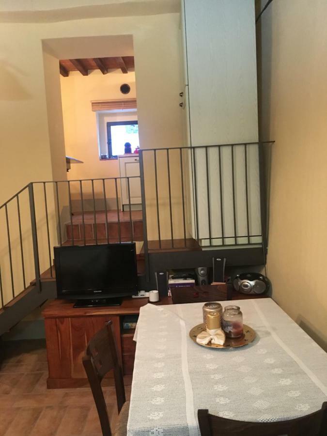 Ferienwohnung Loft De' Riccardi Chianni Exterior foto