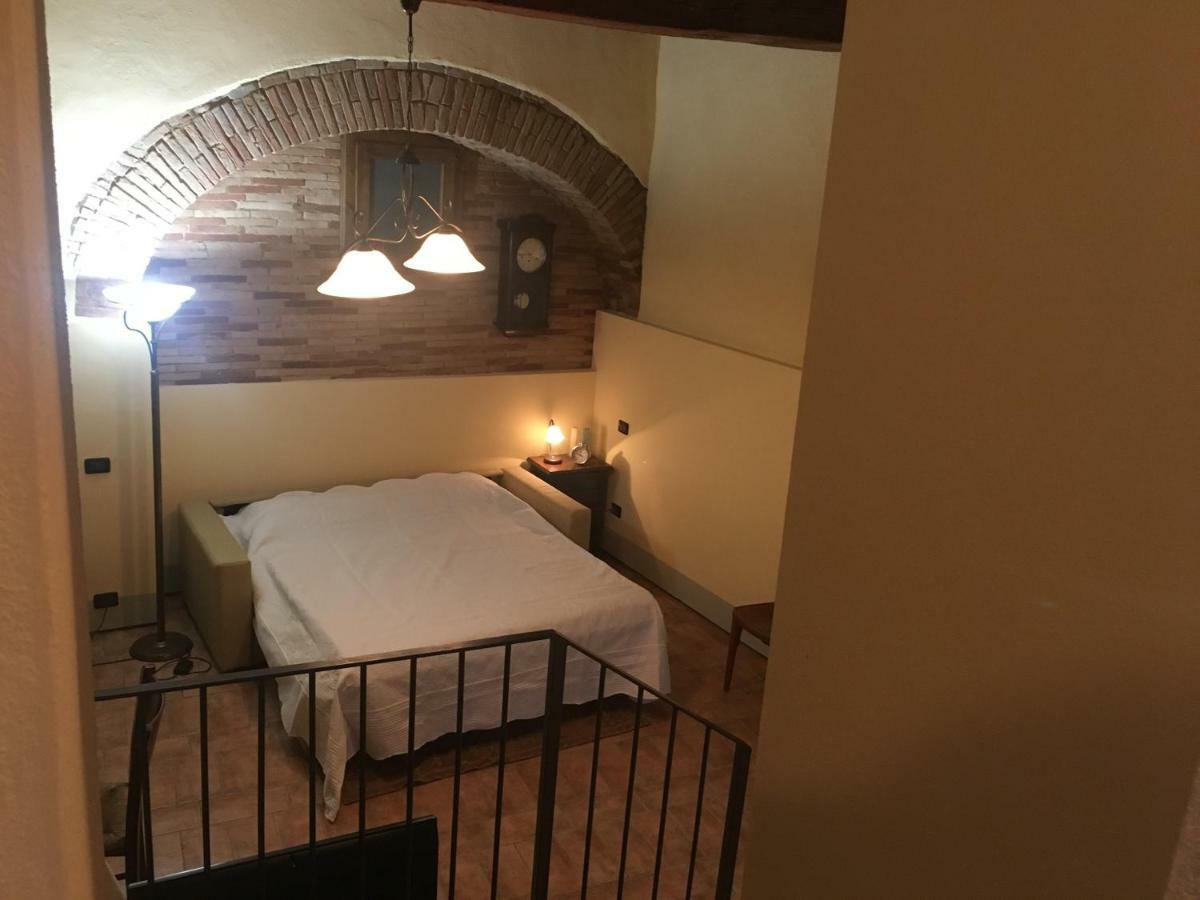 Ferienwohnung Loft De' Riccardi Chianni Exterior foto