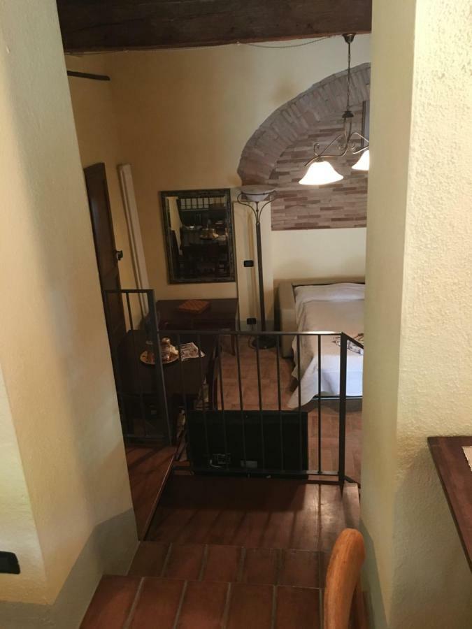 Ferienwohnung Loft De' Riccardi Chianni Exterior foto